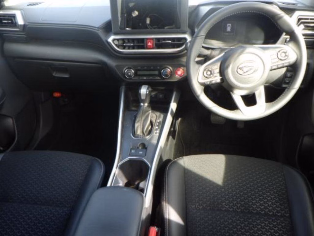 DAIHATSU ROCKY