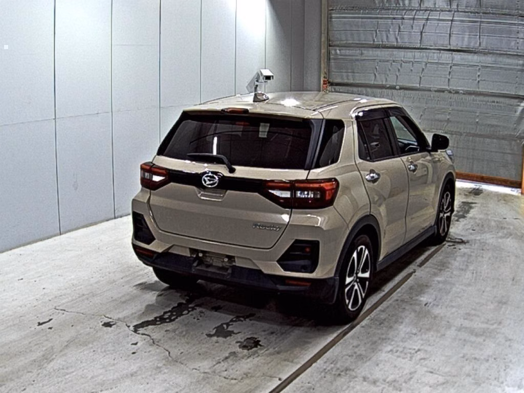 DAIHATSU ROCKY