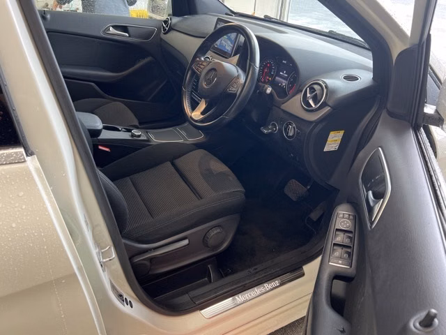 MERCEDES-BENZ B-CLASS