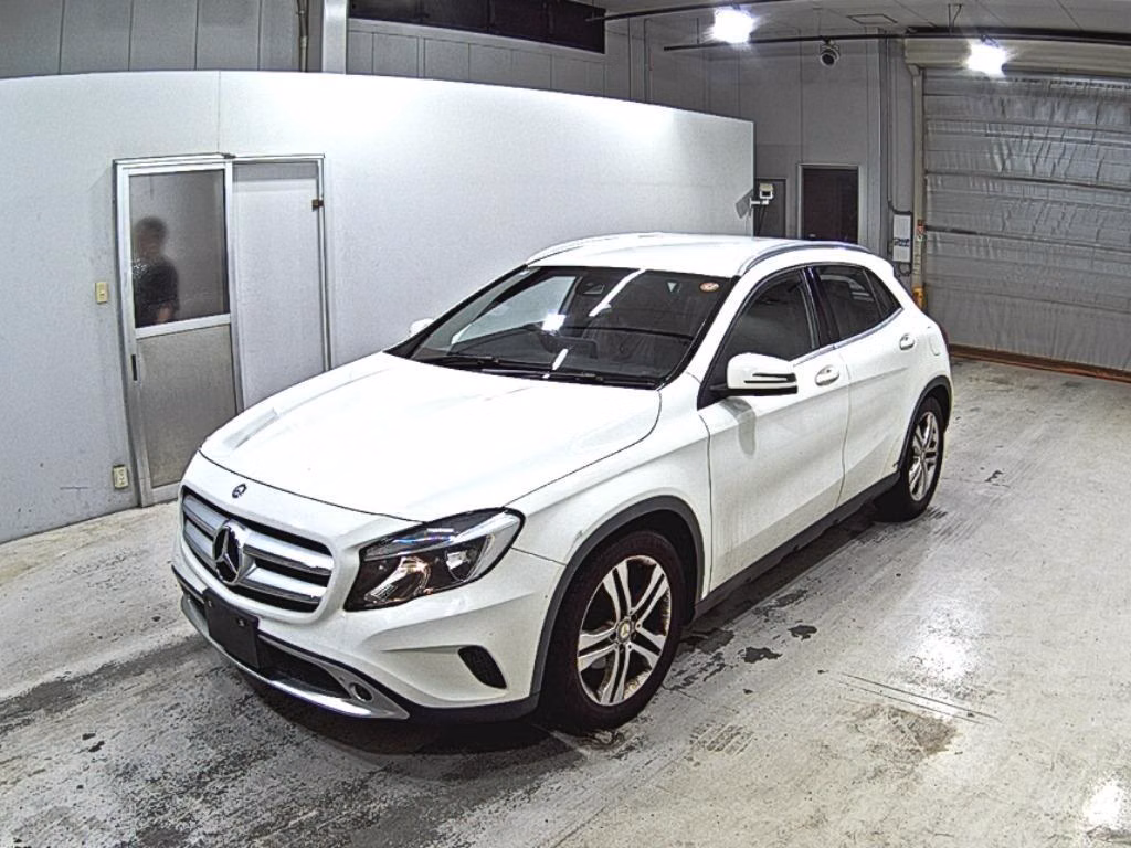 MERCEDES-BENZ GLA-CLASS