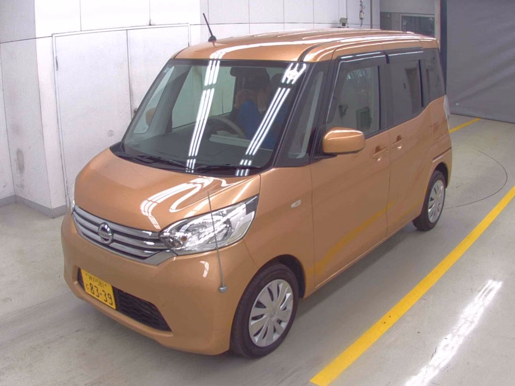 NISSAN DAYZ ROOX