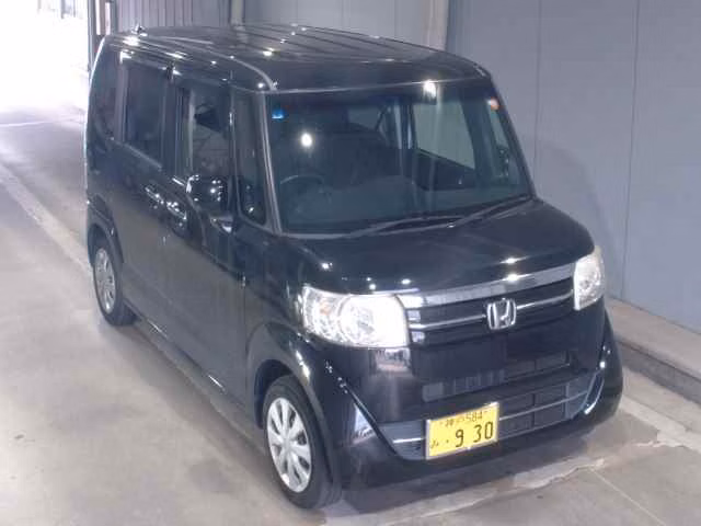 HONDA N-BOX