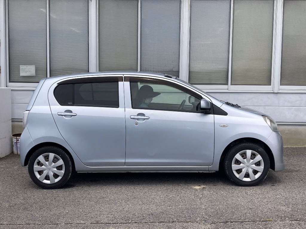 TOYOTA PIXIS EPOCH