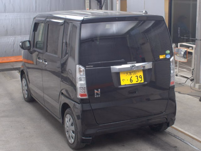 HONDA N-BOX