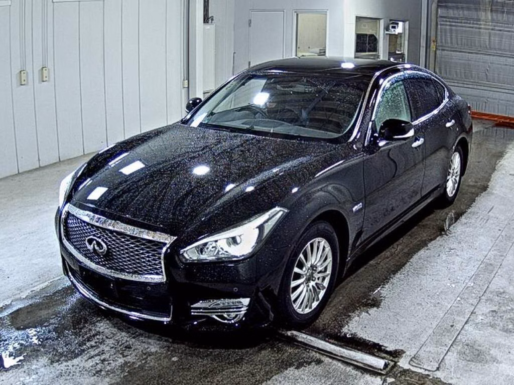 NISSAN FUGA