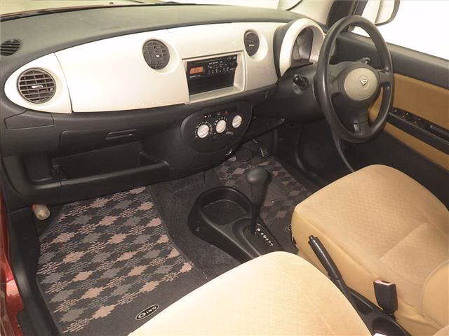 DAIHATSU MIRA GINO
