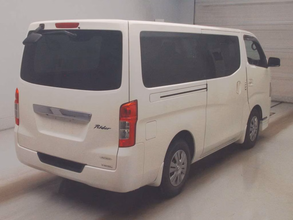 NISSAN NV350 CARAVAN