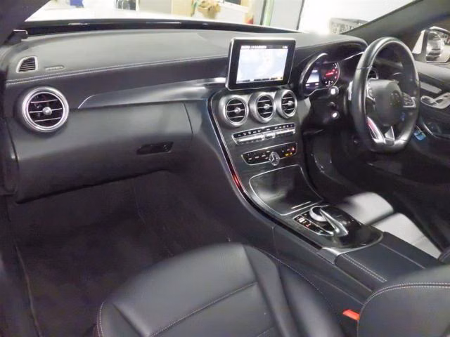 MERCEDES-BENZ C-CLASS