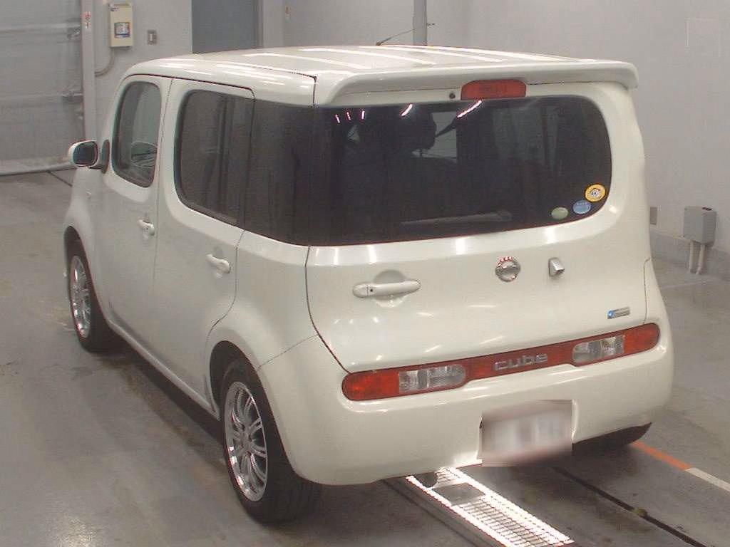NISSAN CUBE