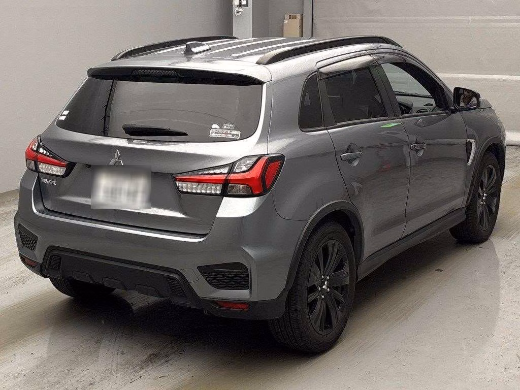 MITSUBISHI RVR