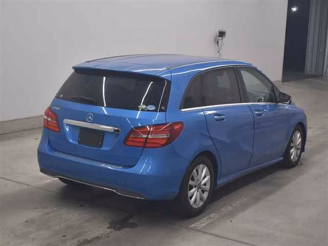 MERCEDES-BENZ B-CLASS