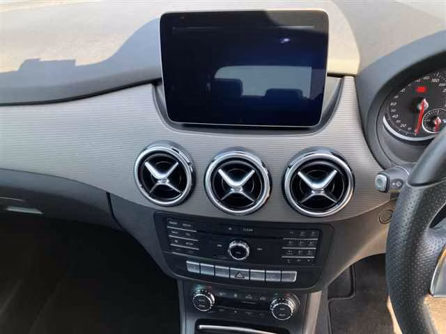 MERCEDES-BENZ B-CLASS