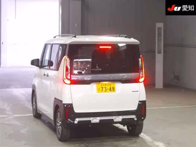 MITSUBISHI DELICA MINI