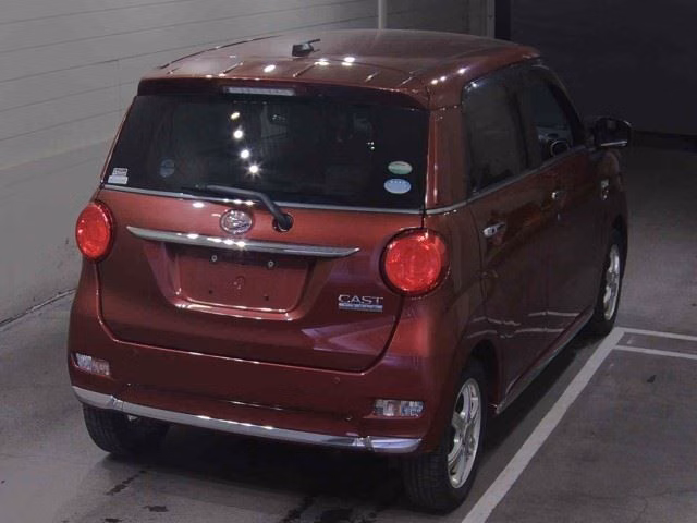 DAIHATSU CAST