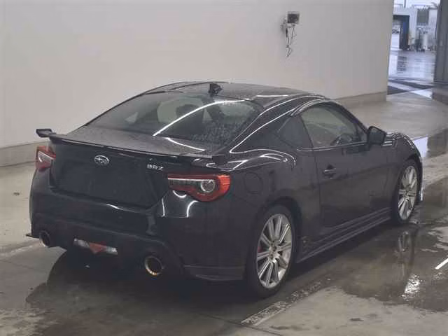 SUBARU BRZ