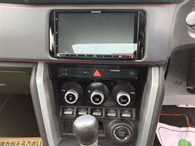 SUBARU BRZ