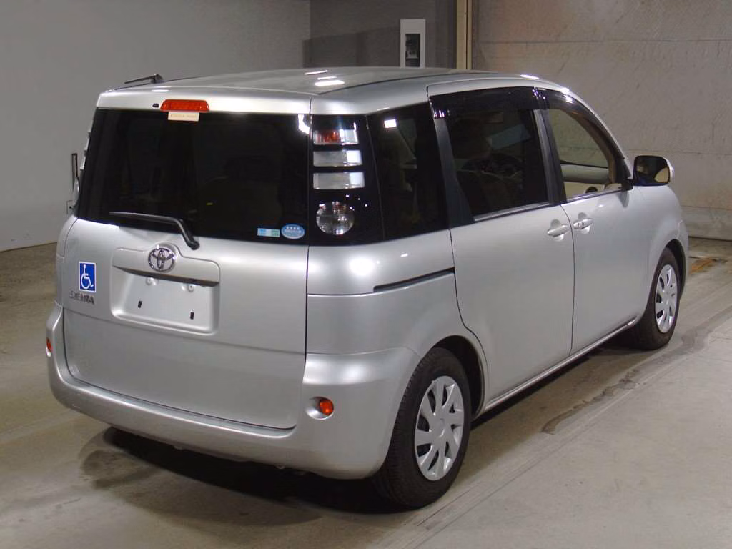 TOYOTA SIENTA