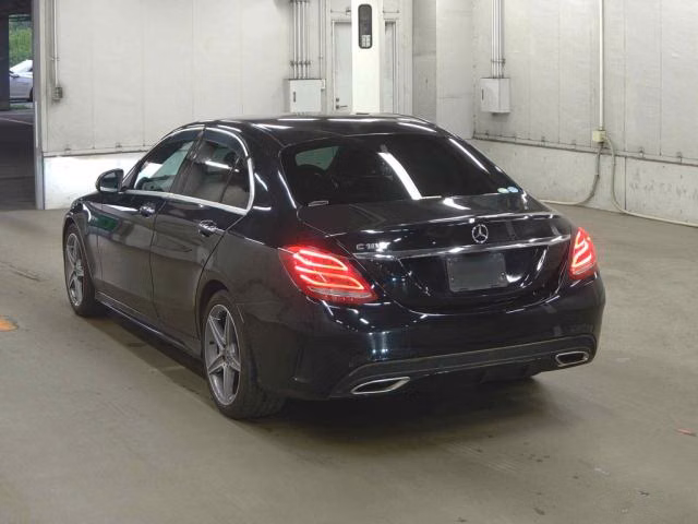 MERCEDES-BENZ C-CLASS