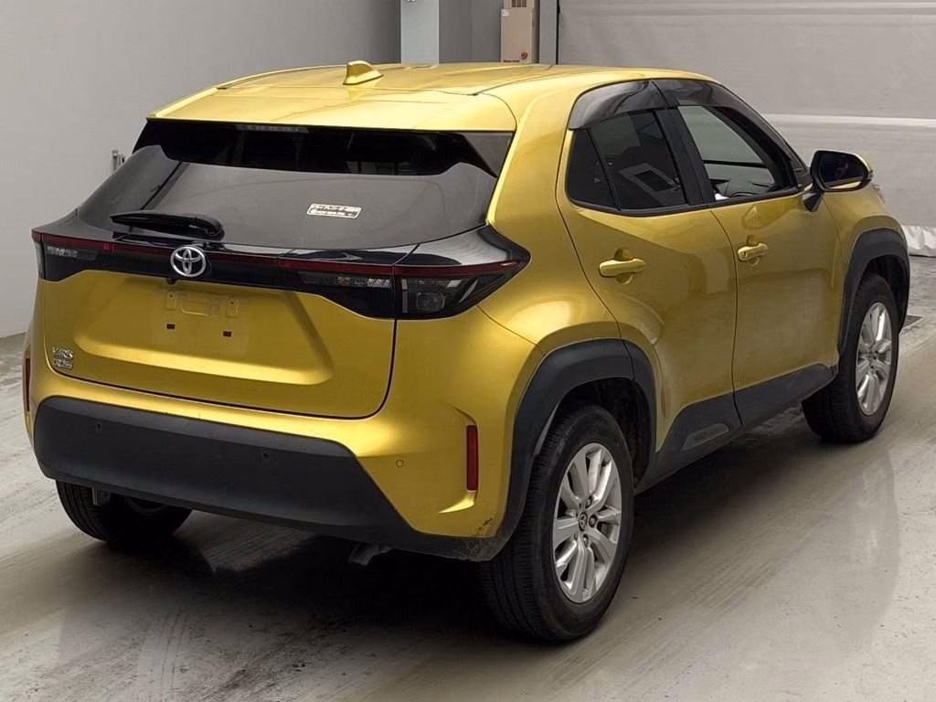 TOYOTA YARIS CROSS