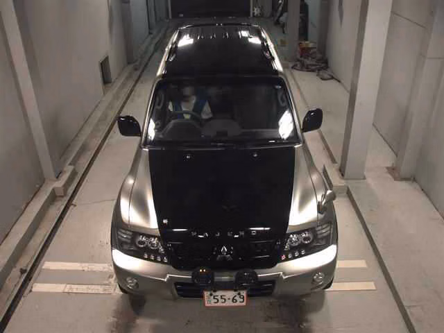 MITSUBISHI PAJERO