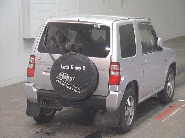 MITSUBISHI PAJERO MINI