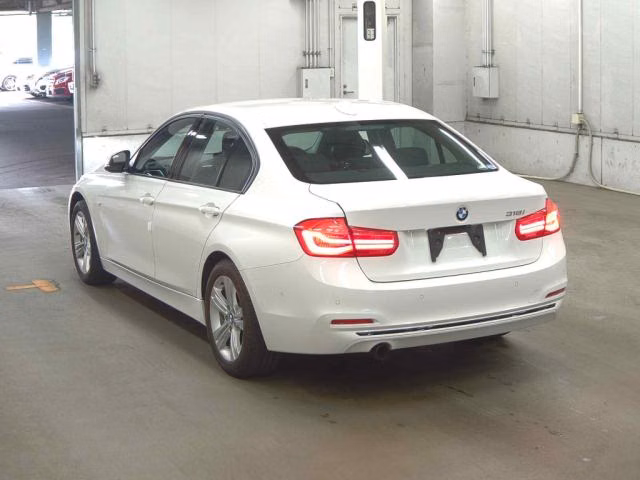 BMW 3-SERIES