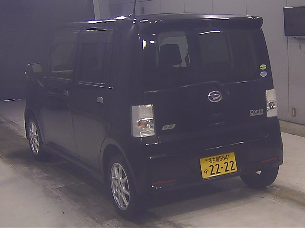 DAIHATSU MOVE CONTE