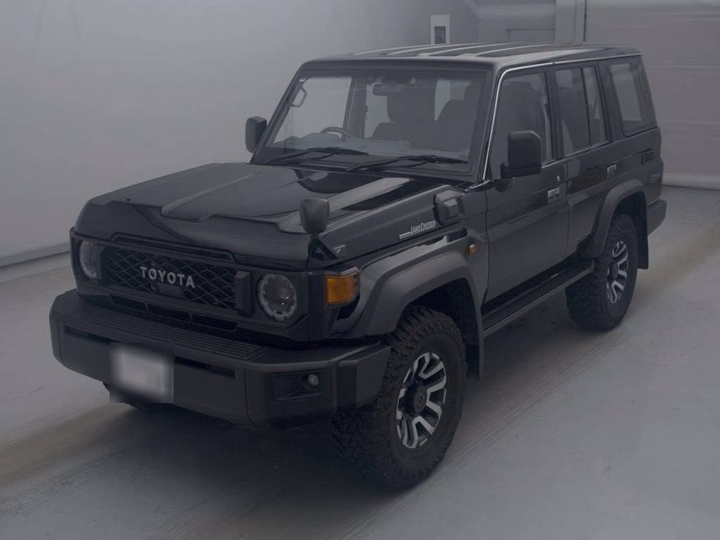 TOYOTA LAND CRUISER
