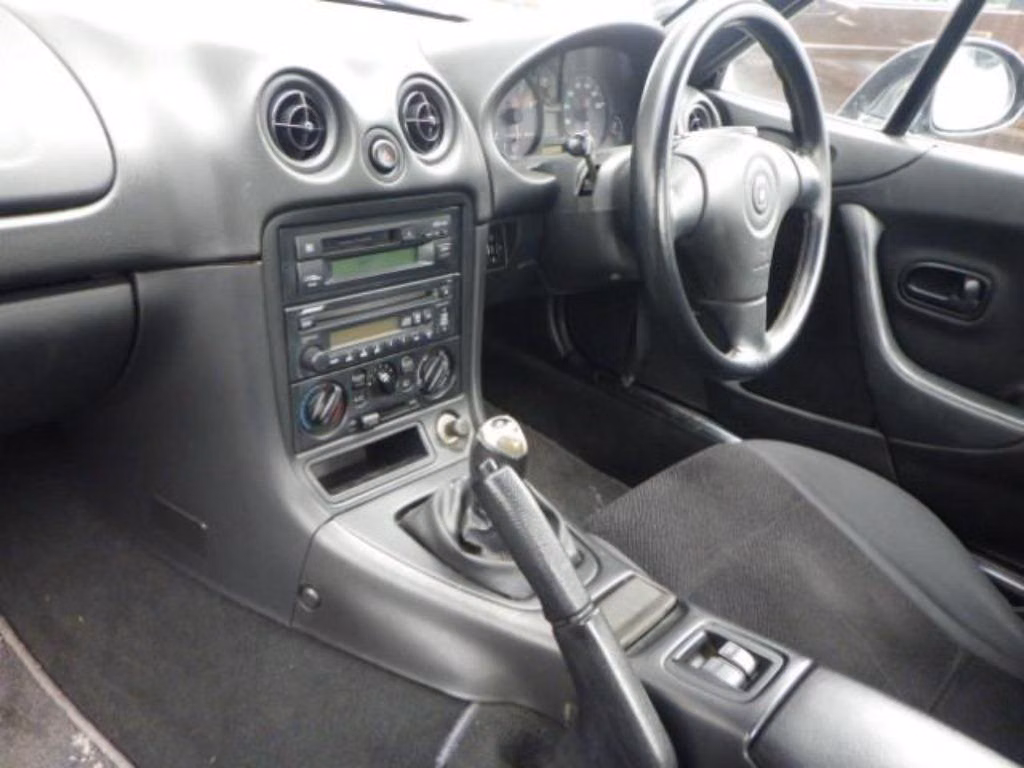 MAZDA ROADSTER