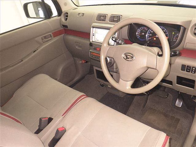DAIHATSU MOVE CONTE