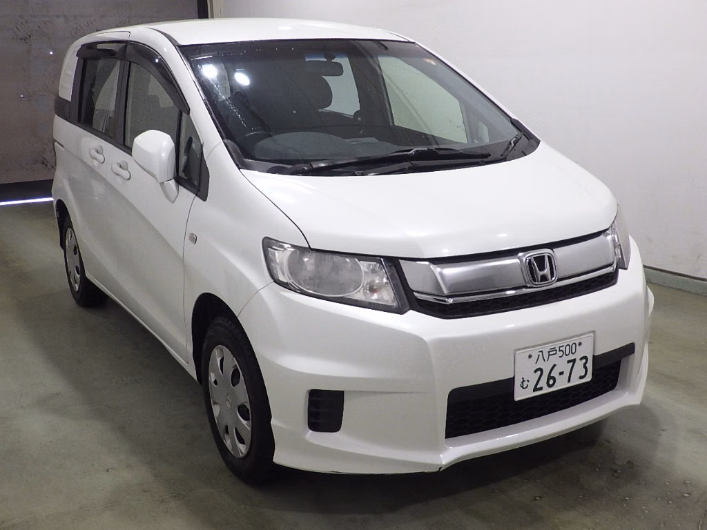 HONDA FREED SPIKE
