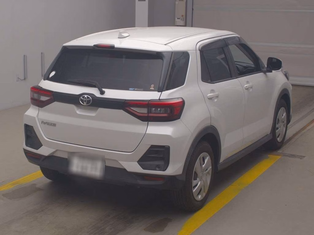 TOYOTA RAIZE