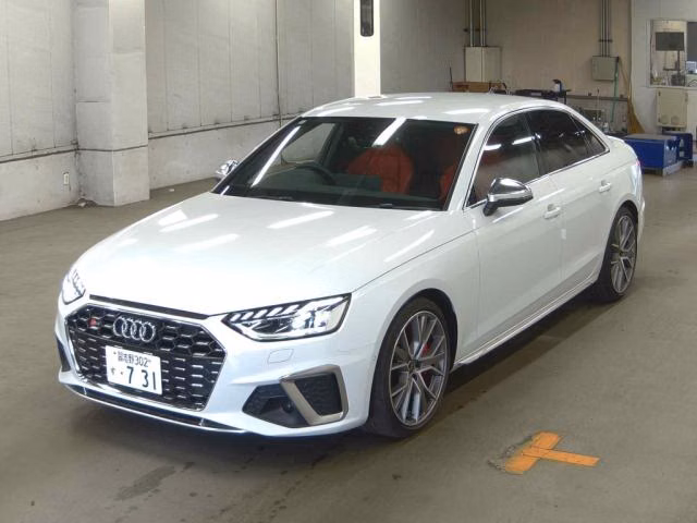 AUDI S4
