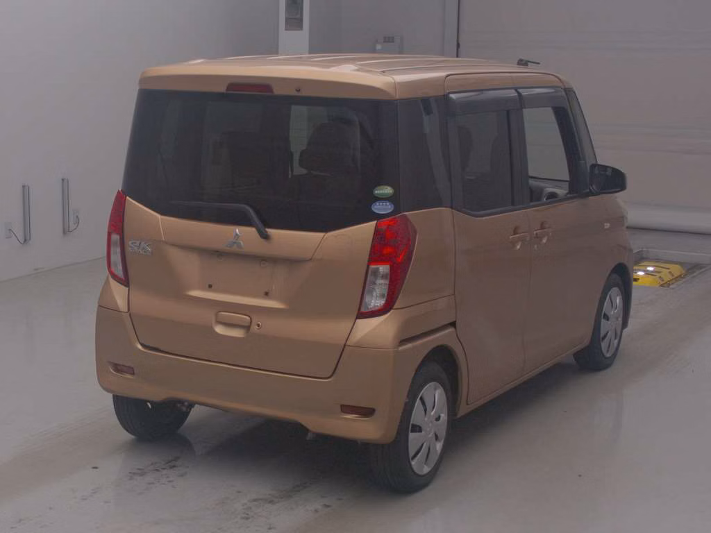 MITSUBISHI EK SPACE