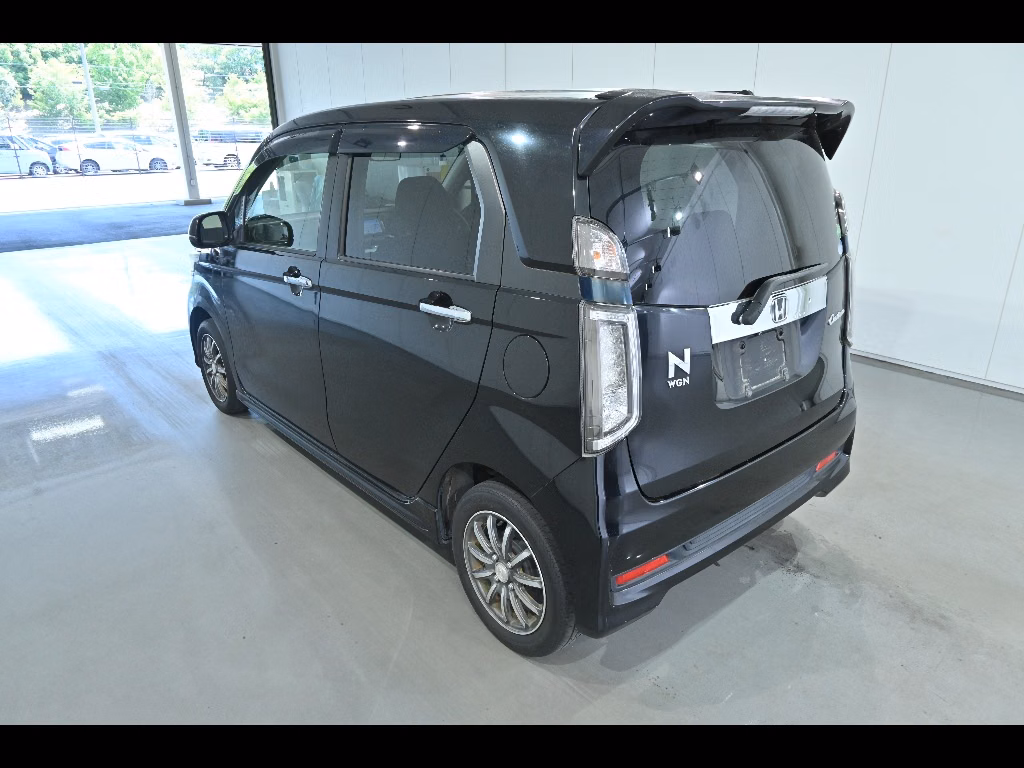 HONDA N-WGN