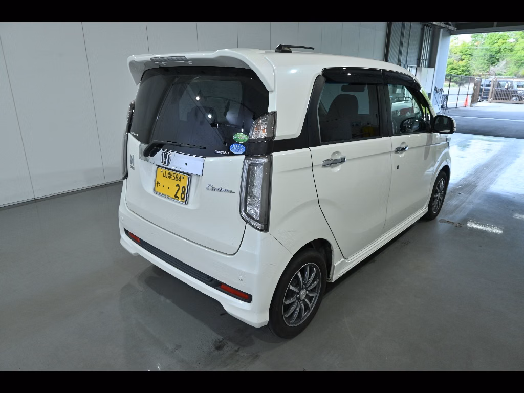 HONDA N-WGN