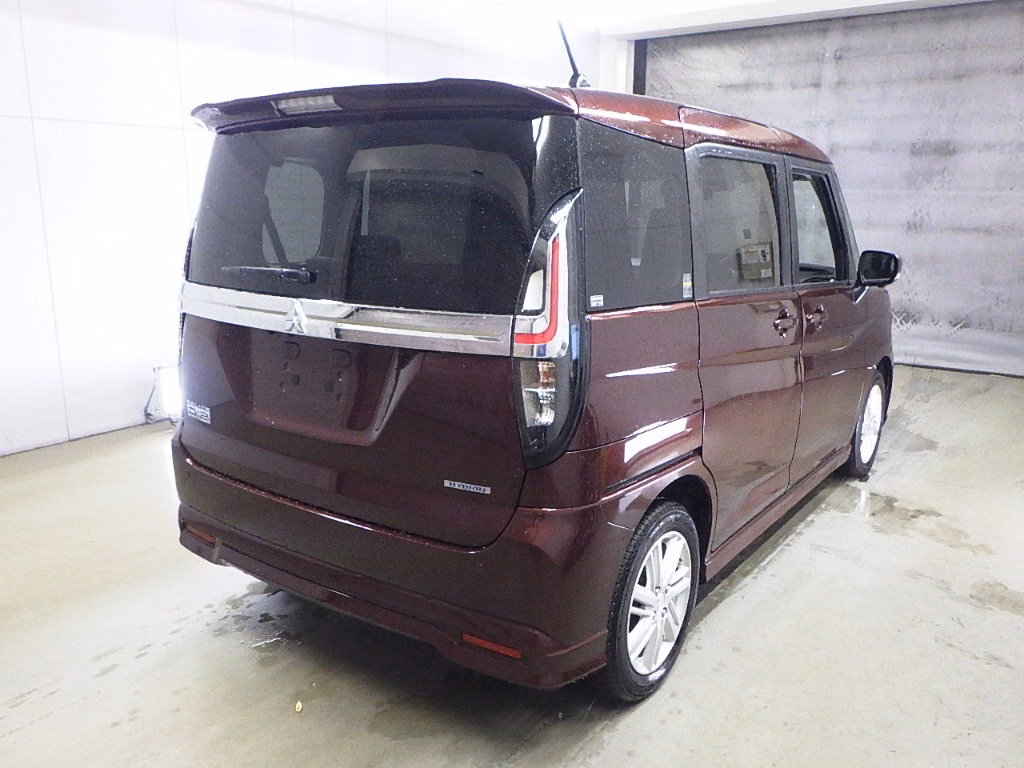 MITSUBISHI DELICA D:2