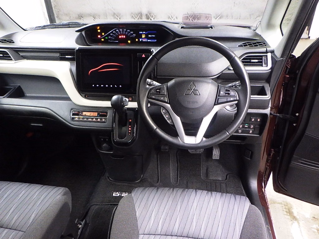 MITSUBISHI DELICA D:2