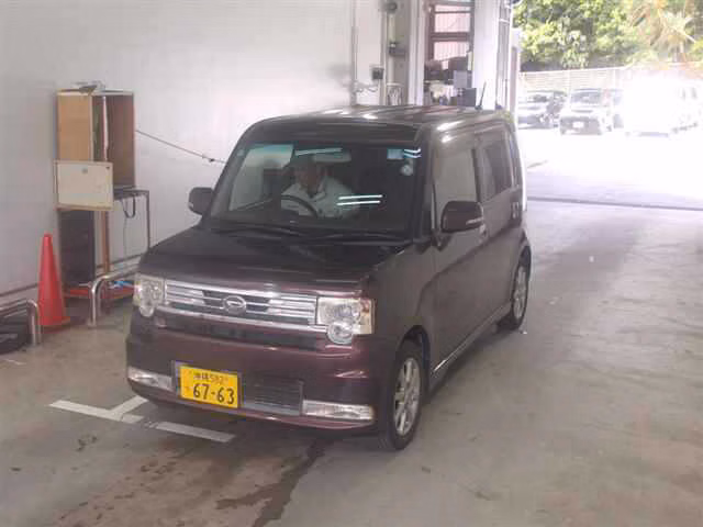 DAIHATSU MOVE CONTE