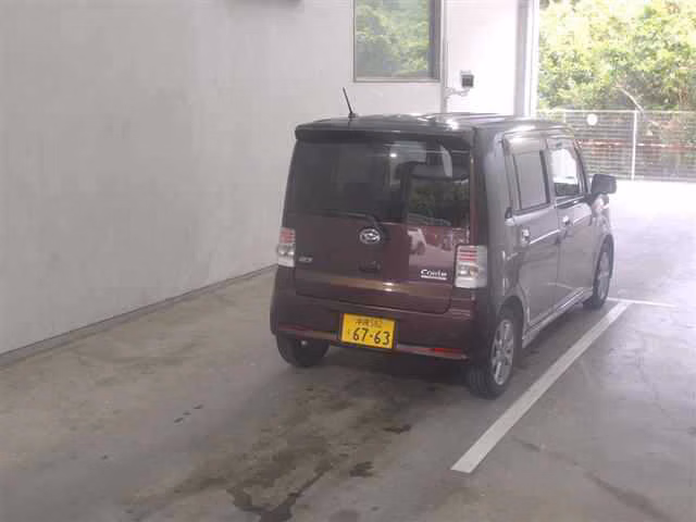 DAIHATSU MOVE CONTE