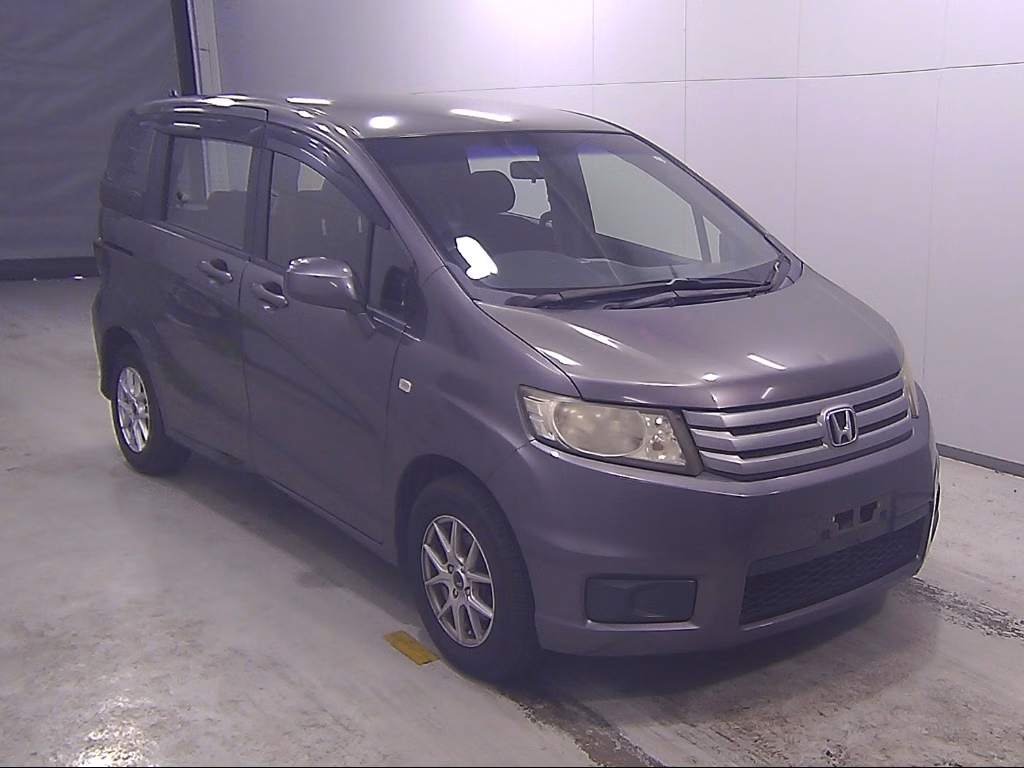 HONDA FREED SPIKE