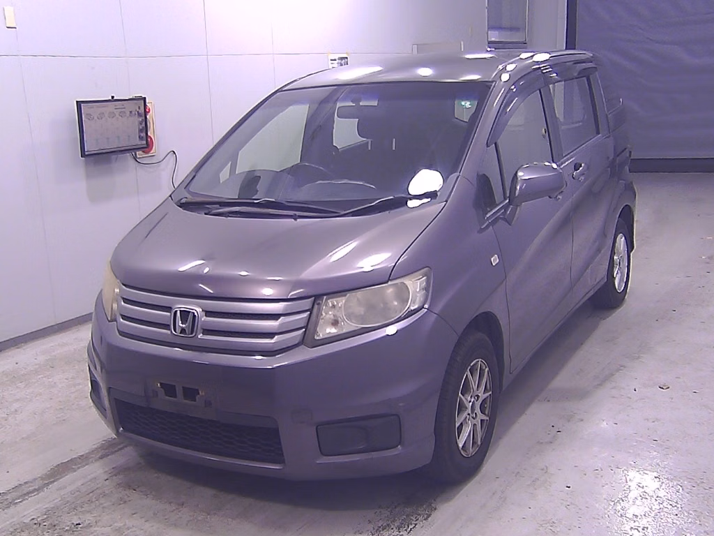 HONDA FREED SPIKE