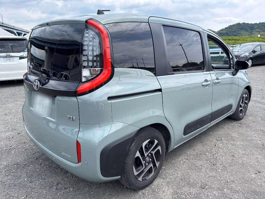 TOYOTA SIENTA
