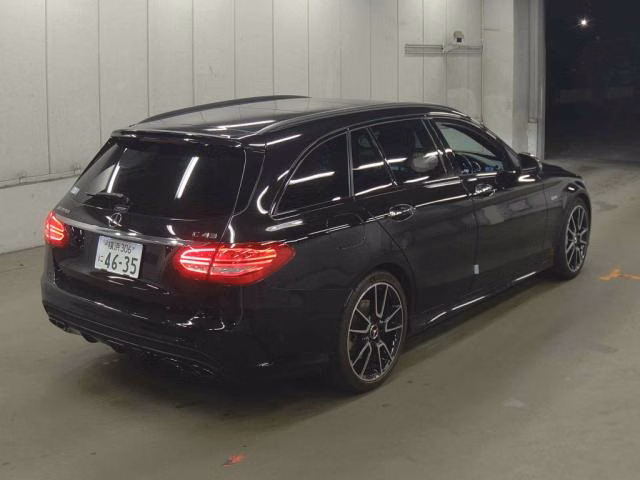 MERCEDES-BENZ C-CLASS