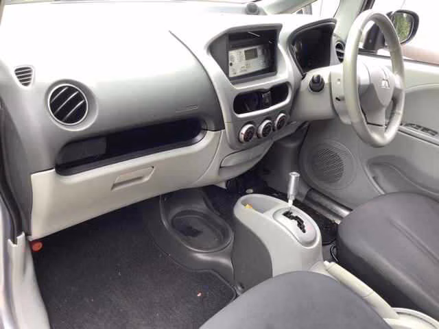 MITSUBISHI I