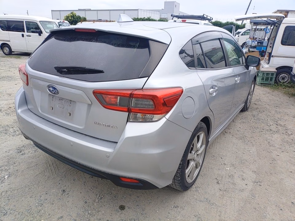 SUBARU IMPREZA