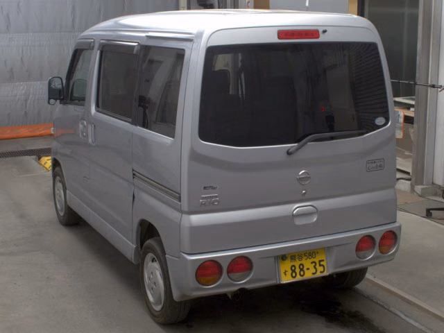 NISSAN CLIPPER