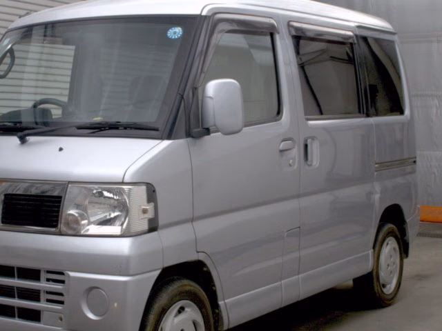 NISSAN CLIPPER