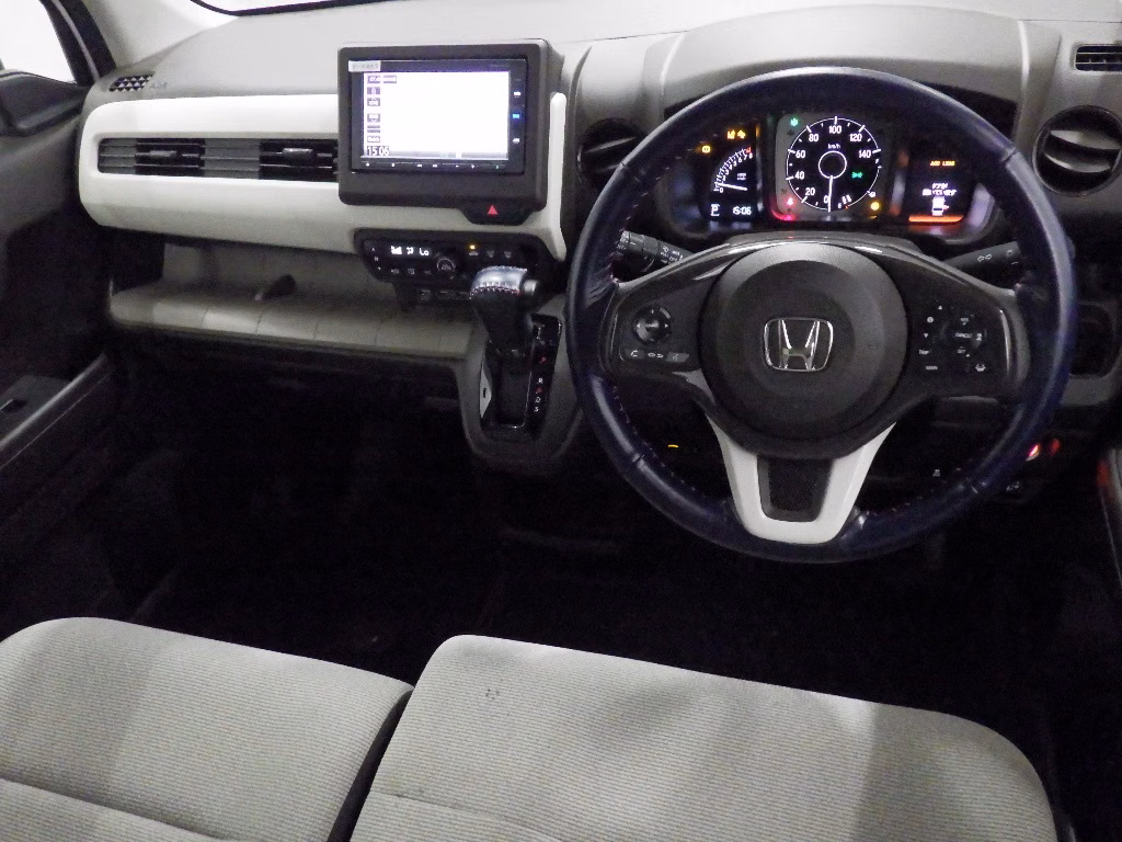 HONDA N-WGN