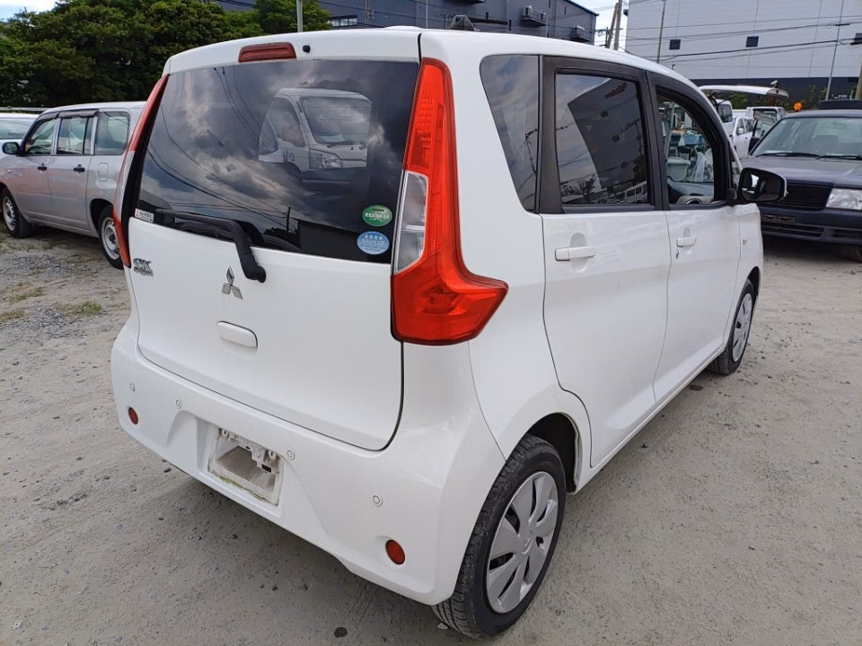 MITSUBISHI EK WAGON